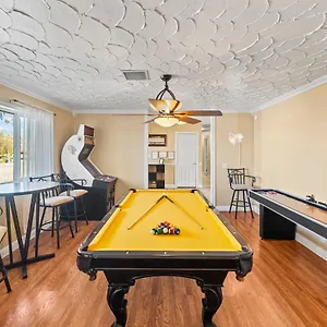 Spacious Desert Getaway! 1-story, 5br, 3 Master Suites, Casita, Pool, Ev, Game Henderson